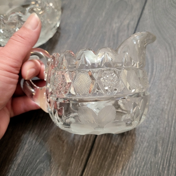 Cream and Sugar set - Picture 3 of 7